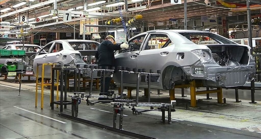 Otomobil ve hafif ticari araç pazarı ocak-temmuz döneminde daraldı